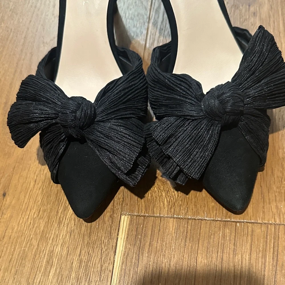 Loeffler Randall Black Bow Pointed Heels - Picture 2 of 6